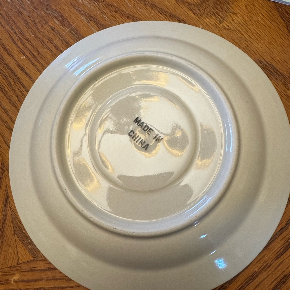 Elegant Cream Floral Dinner Plate - Picture 2 of 3